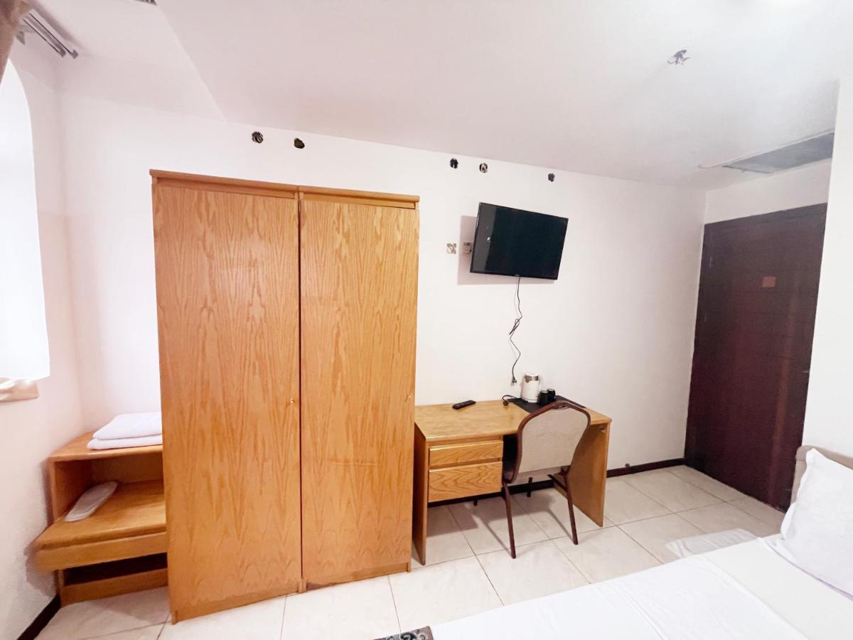 White Horse Hotel バクー エクステリア 写真
